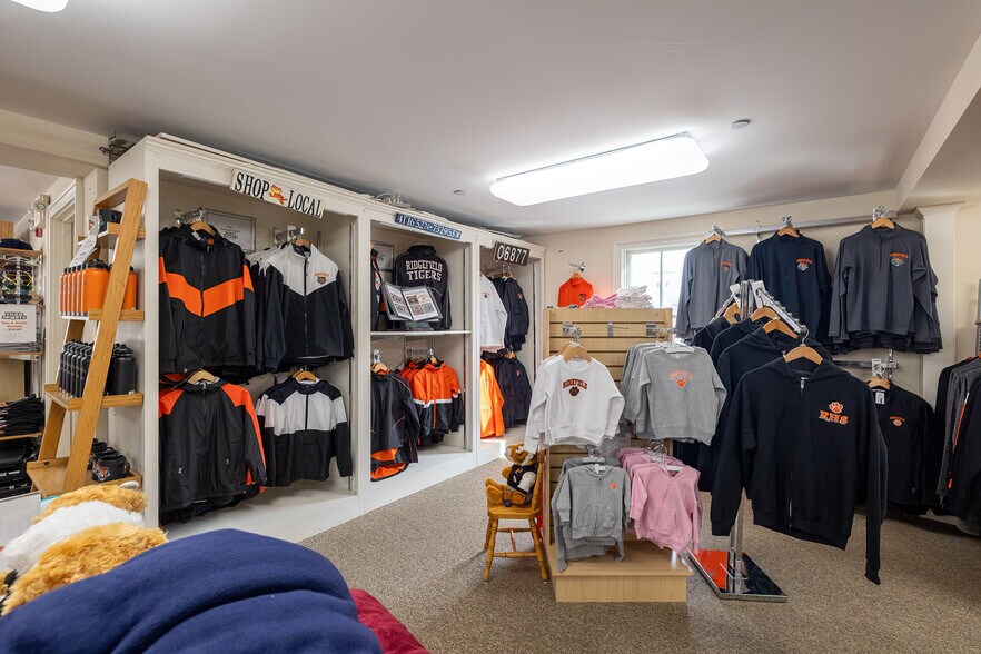 More Photos Of 27 Catoonah St, Ridgefield General Retail For Sale