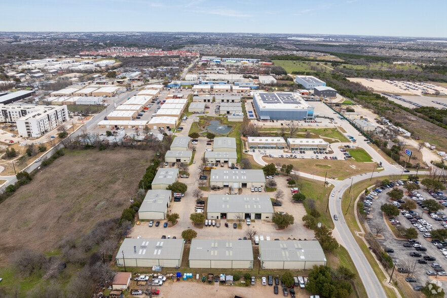 More Photos Of 1834 Ferguson Ln, Austin Unknown For Lease