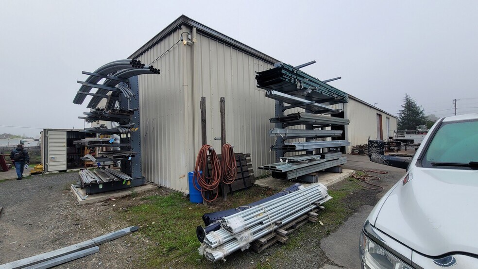 More Photos Of 4135 Santa Rosa Ave, Santa Rosa Warehouse For Lease