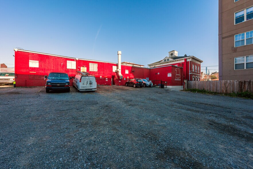 More Photos Of 109 45th St, Union City Loft Creative Space For Sale