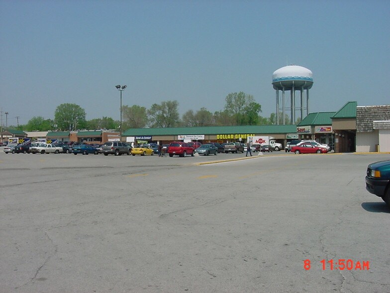 More Photos Of 1835-1854 Bluffton Rd, Fort Wayne Storefront For Lease