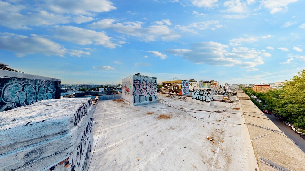 More Photos Of 137 Starr St, Brooklyn Apartments For Sale