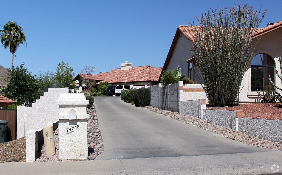 More Photos Of 14414 N 29th St, Phoenix Assisted Living For Lease