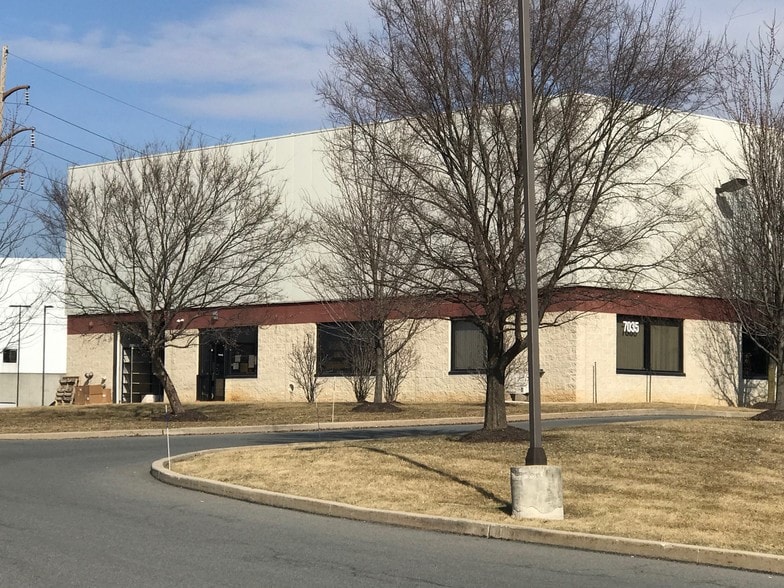 More Photos Of 7035 Schantz Rd, Allentown Distribution For Lease