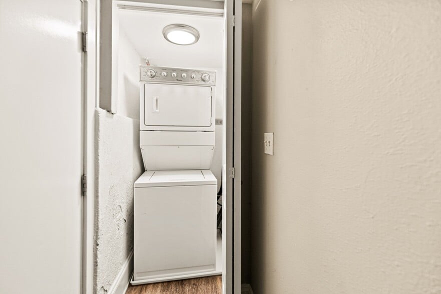 More Photos Of 1432 Pennsylvania St, Denver Apartments For Sale