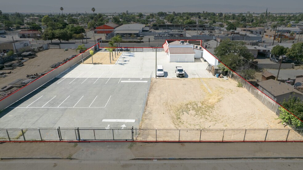 More Photos Of 2112 E California Ave, Bakersfield Restaurant For Sale