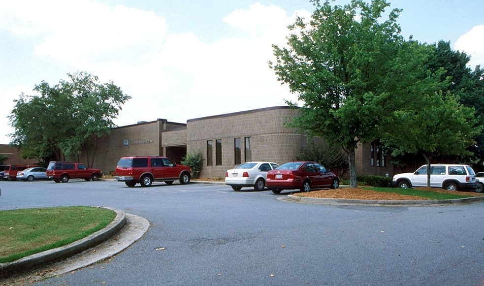 More Photos Of 550 Commerce Park Dr SE, Marietta Light Distribution For Sale