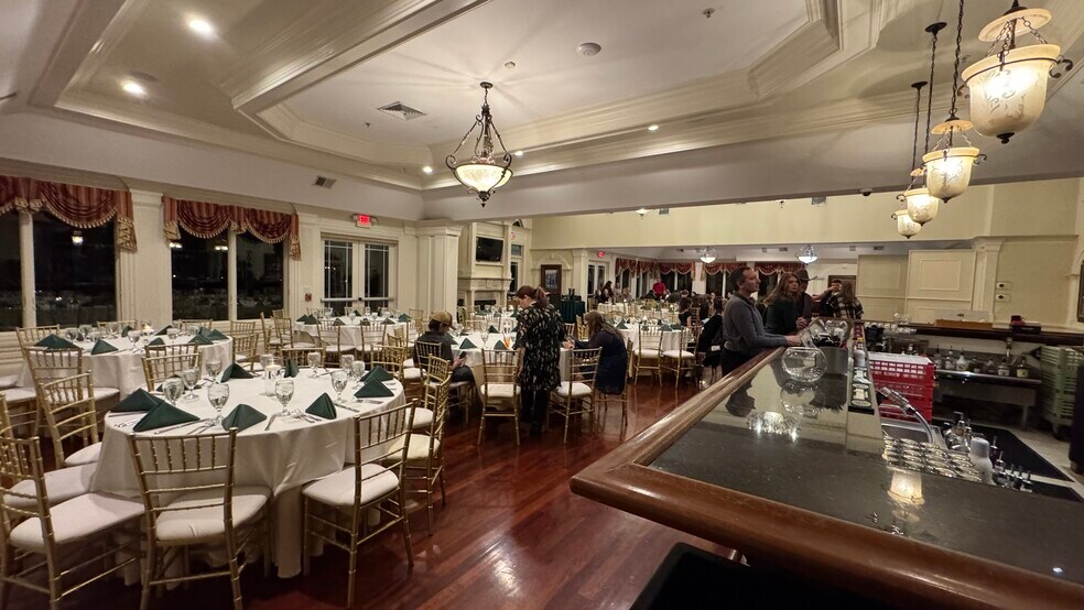 More Photos Of 700 Strykers Rd, Phillipsburg Golf Course Driving Range For Lease