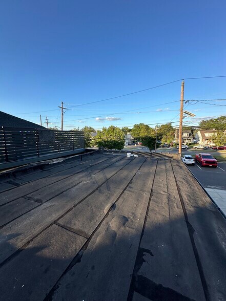 More Photos Of 102 Clements Bridge Rd, Barrington Restaurant For Lease