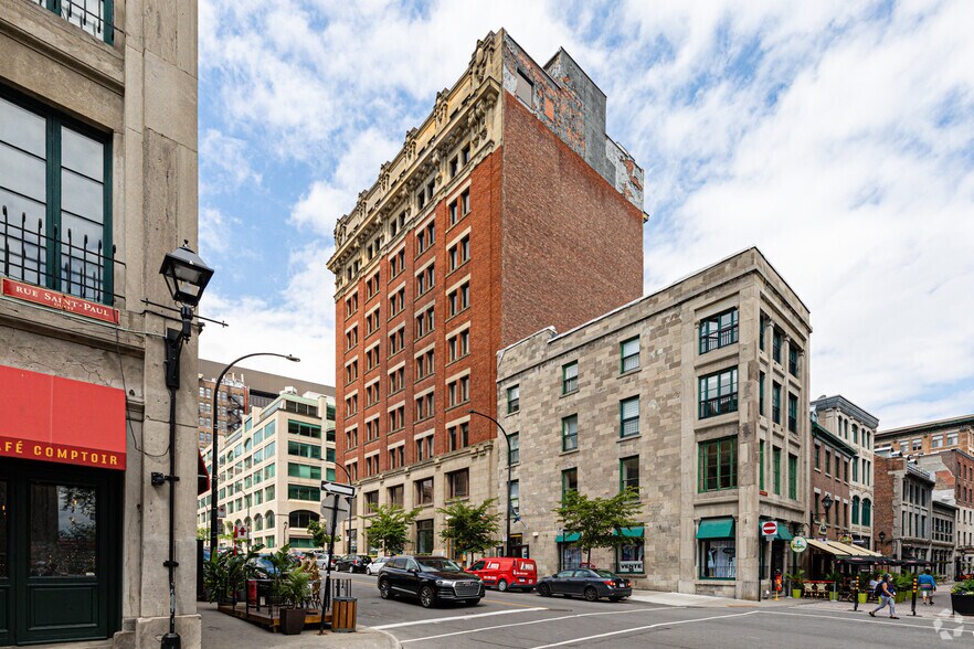 More Photos Of 407 Boul Saint-Laurent, Montréal Office For Lease