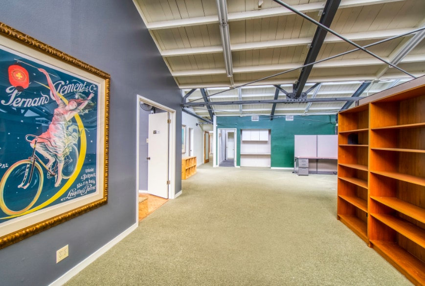 More Photos Of 1545-1555 Pacific Ave, San Francisco Storefront For Sale