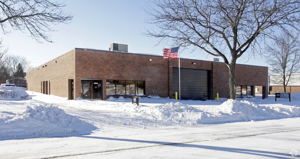 Primary Photo Of 625 W University Dr, Arlington Heights Warehouse For Lease