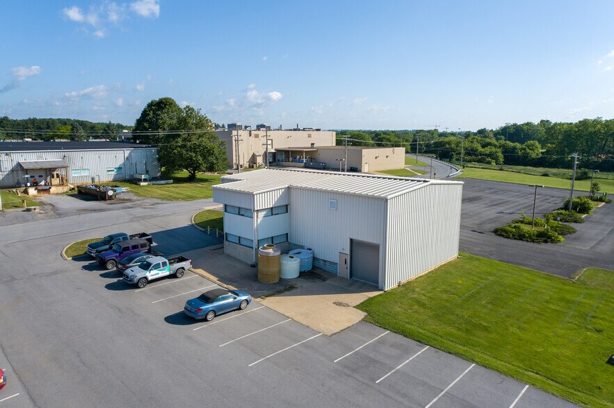 More Photos Of 1900 W College Ave, State College Manufacturing For Sale