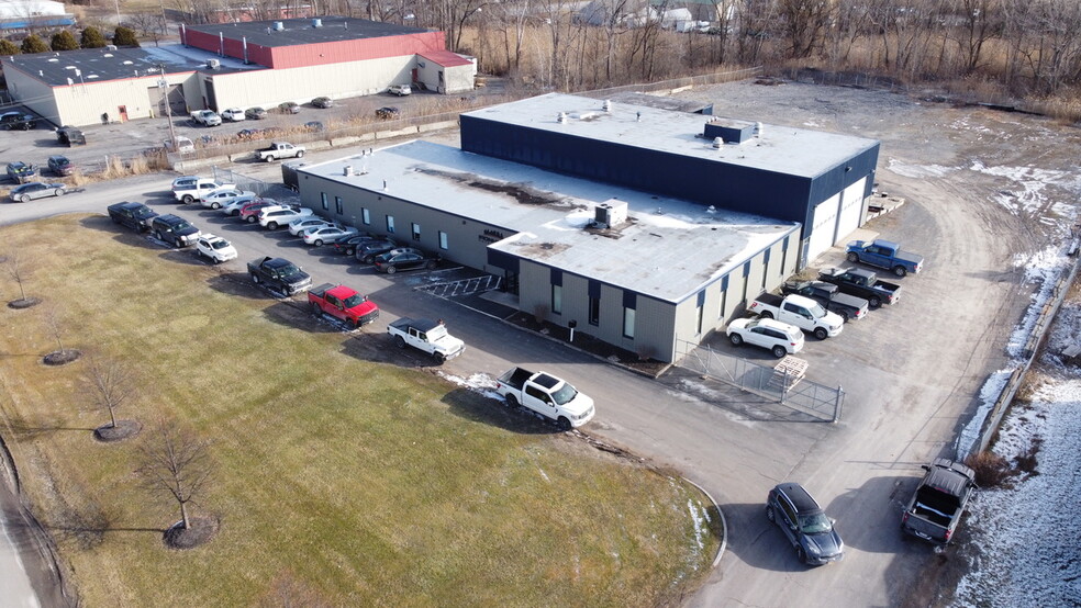 Primary Photo Of 5857 Fisher Rd, East Syracuse Warehouse For Lease