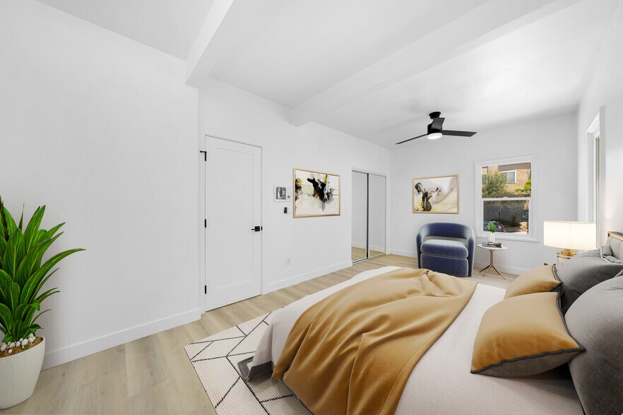 More Photos Of 2265-2271 Curlew St, San Diego Apartments For Sale