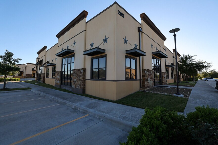 More Photos Of 285 SE Inner Loop, Georgetown Office For Lease