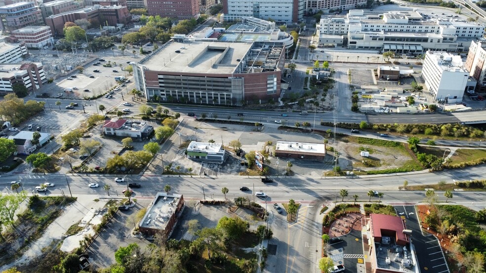 More Photos Of 221 Spring St, Charleston Fast Food For Lease