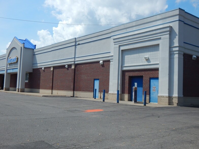 More Photos Of 1035 State St, Schenectady Freestanding For Sale