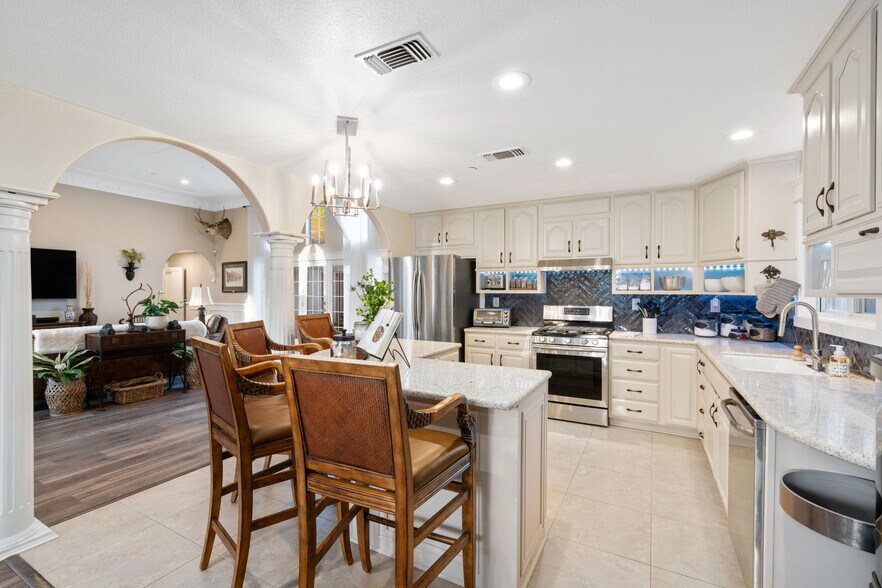More Photos Of 3734 Hollister Ave, Carmichael Assisted Living For Sale