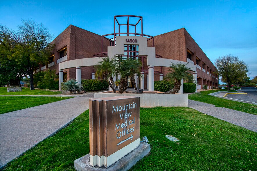 More Photos Of 14506 W Granite Valley Dr, Sun City West Medical For Lease