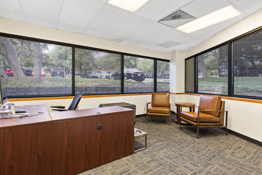 More Photos Of 1101 S Capital Of Texas Hwy, West Lake Hills Office For Lease