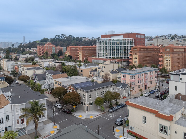 More Photos Of 2730 23rd St, San Francisco Showroom For Sale