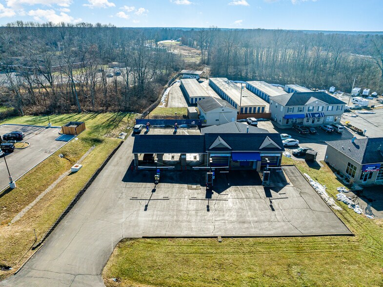 More Photos Of 1012 Hospital Dr, Batavia Auto Dealership For Lease