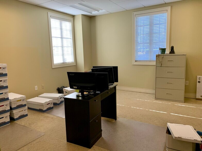 More Photos Of 215 Sheraton Blvd, Macon-Bibb Medical For Lease