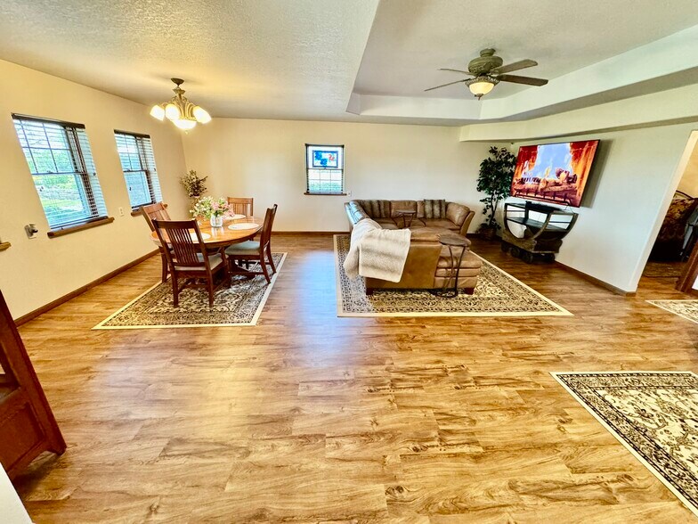 More Photos Of 505 Meridian Rd, Miltonvale Hospitality For Sale