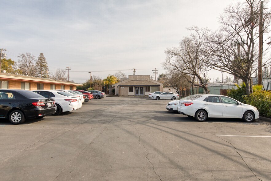 More Photos Of 2928 Eastern Ave, Sacramento Medical For Sale