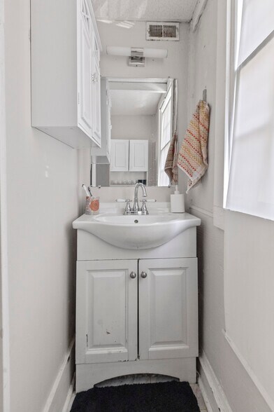 More Photos Of 94 Morris St, Charleston Apartments For Sale