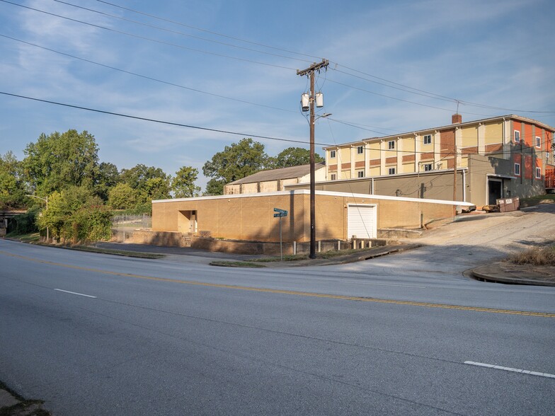 Primary Photo Of 457 S Daniel Morgan Ave, Spartanburg Manufacturing For Lease