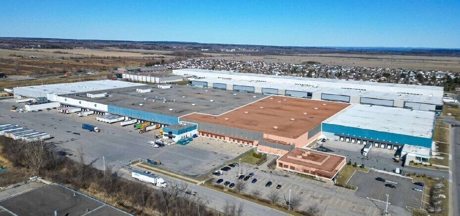Primary Photo Of 401 Rue Marie-Curie, Vaudreuil-dorion Warehouse For Lease