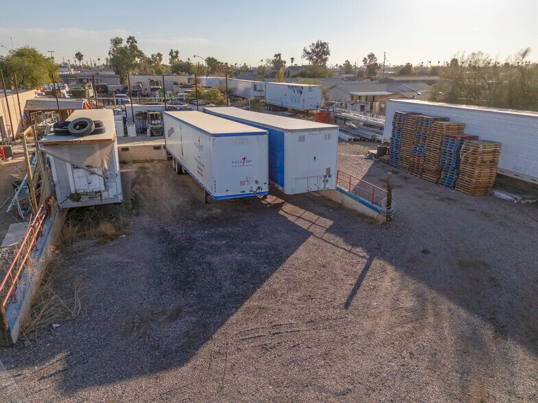 More Photos Of 655 W Cottonwood Ln, Casa Grande Showroom For Sale