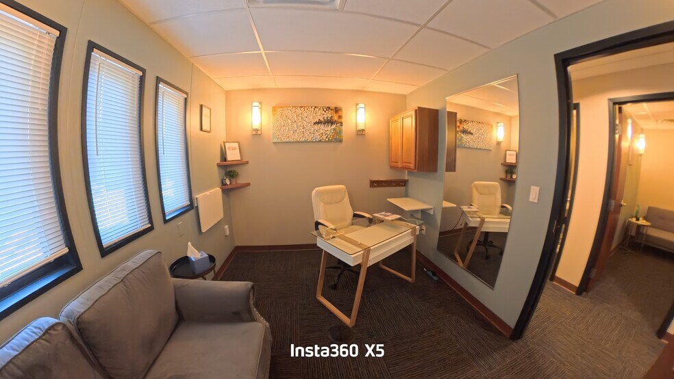 More Photos Of 162 Kings Hwy N, Westport Medical For Lease