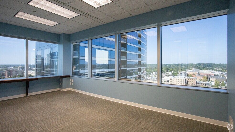 More Photos Of 333 Bridge St NW, Grand Rapids Office For Lease