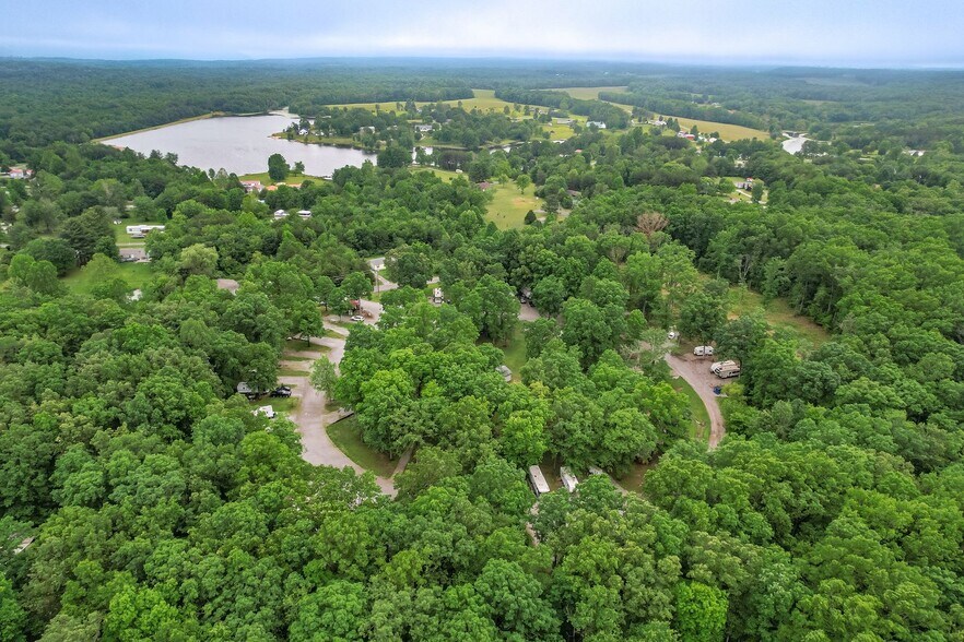 More Photos Of Oak Park Cir, Crossville Trailer Camper Park For Sale