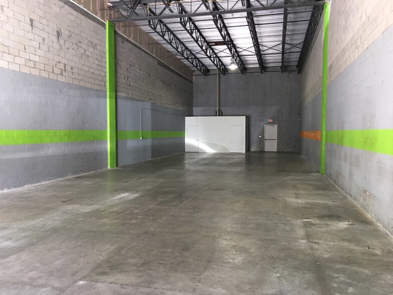 More Photos Of 14260 SW 142nd St, Miami Warehouse For Lease