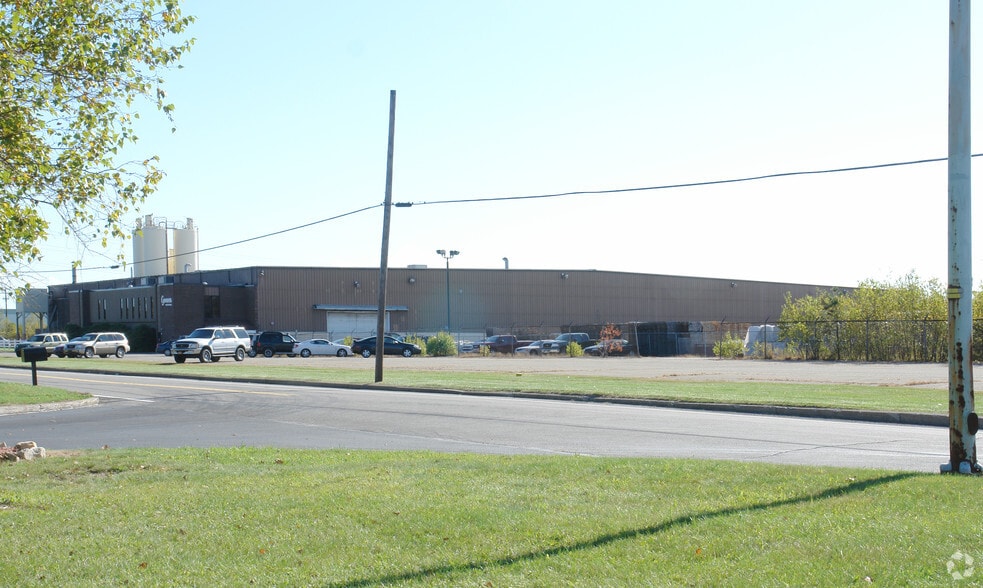 More Photos Of 502 Forest Rd, Hazleton Manufacturing For Lease