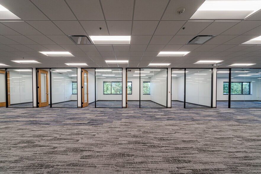 More Photos Of 10777 Clay Rd, Houston Office For Lease
