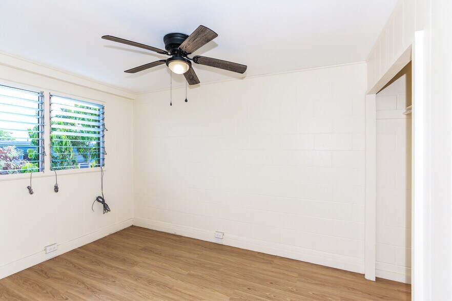 More Photos Of 94-246 Aniani Pl, Waipahu Apartments For Sale