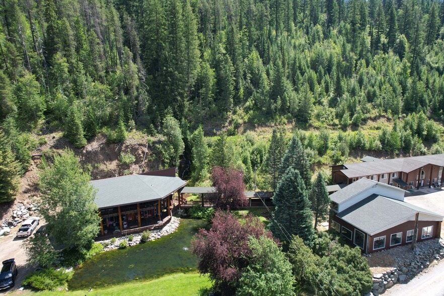 More Photos Of 2741 Moyie River Road, Bonners Ferry Hotel For Sale