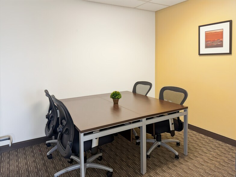 More Photos Of 1309 Beacon St, Brookline Coworking Space