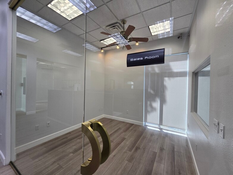 More Photos Of 2435 W Horizon Ridge Pky, Henderson Medical For Lease