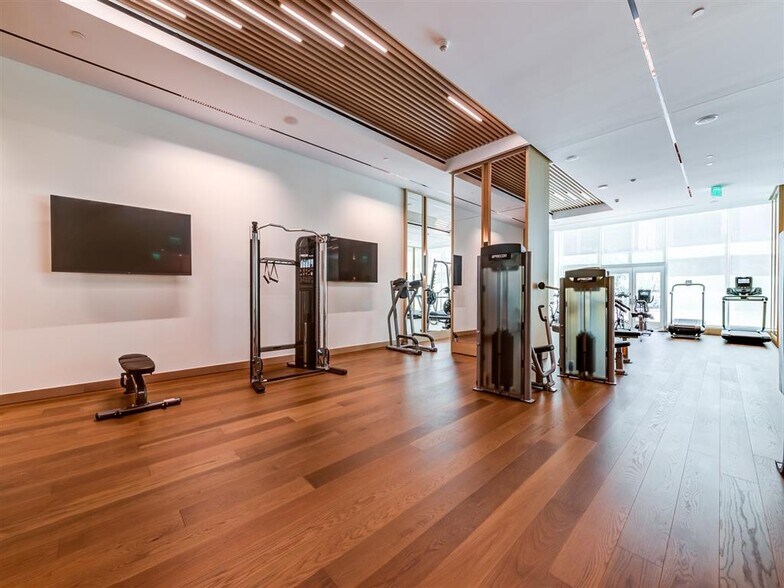 More Photos Of 1000 W 8th St, Los Angeles Apartments For Lease