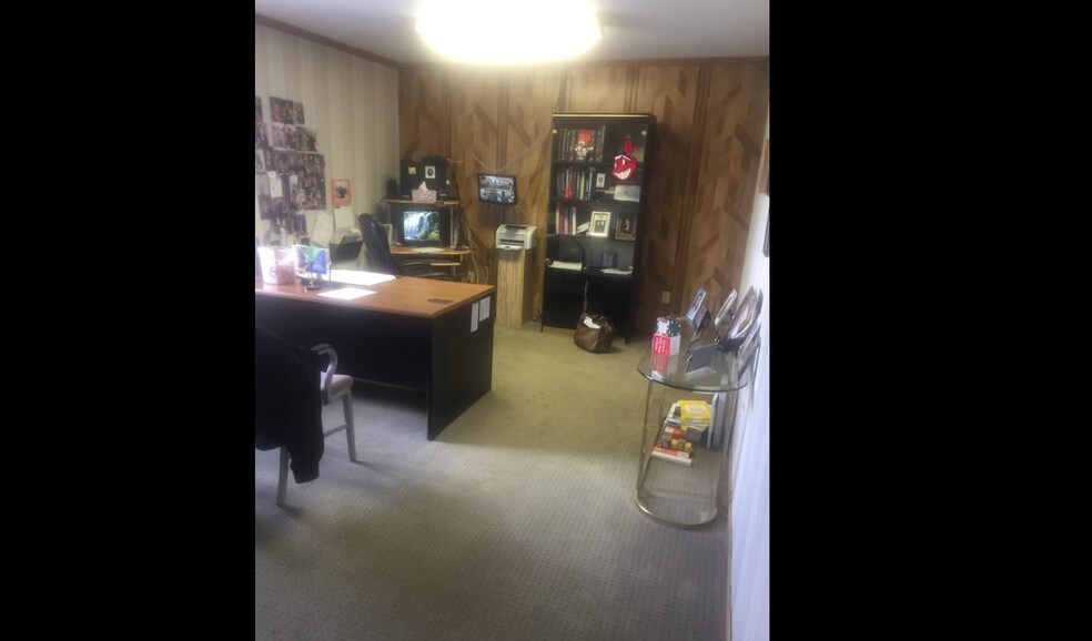 More Photos Of 8277 Market St, Youngstown Freestanding For Sale