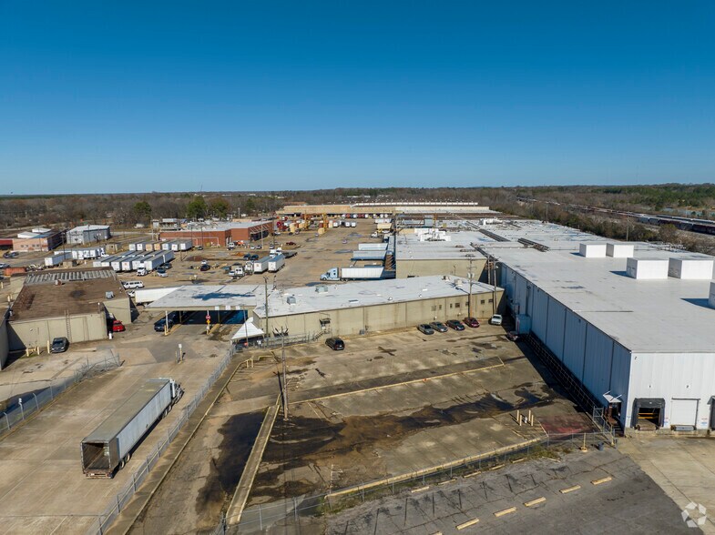 More Photos Of 1550 Jackson Ferry Rd, Montgomery Distribution For Lease