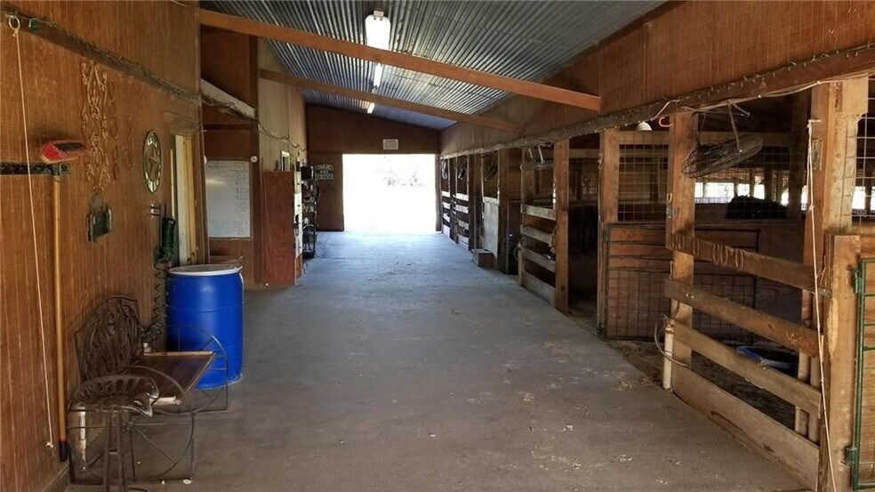 More Photos Of 15000 Fitzhugh Rd, Austin Land For Lease