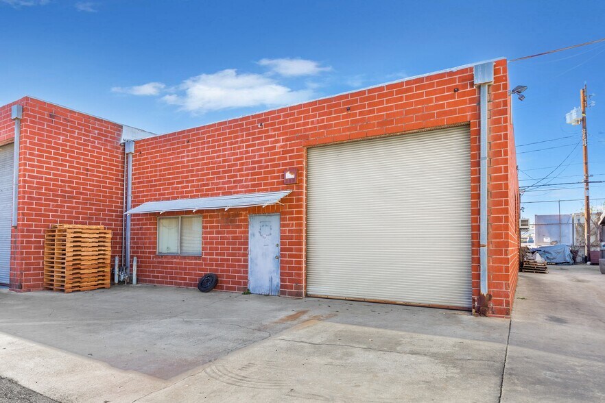 More Photos Of 625 S Glenwood Pl, Burbank Manufacturing For Sale