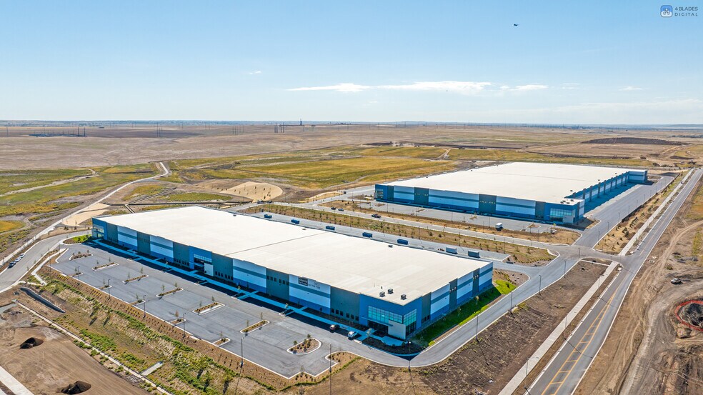 More Photos Of 5300 N Harvest Rd, Aurora Industrial For Sale